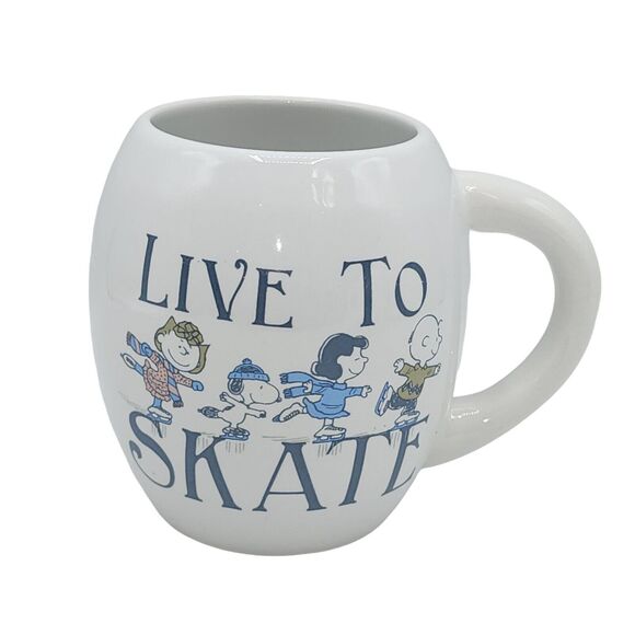 Peanuts Snoopy Set‎ Of 2 Ceramic Coffee Mug Double Sided Winter Themed Design - Picture 9 of 16